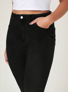 SHEIN EZwear Plus Size Women's Slim Fit Cropped Jeans - Black - View 3