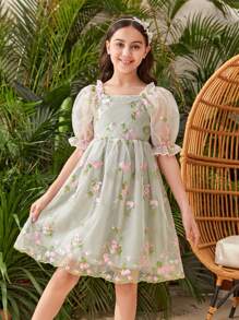 SHEIN Tween meisje Geborduurde bloemen Bubbel Mouw Jurken