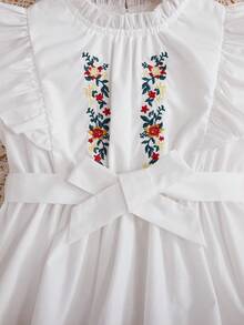 SHEIN 年輕女孩寬鬆休閒襯衫,有褶邊下擺和刺繡花朵 - 白色 - 查看 3