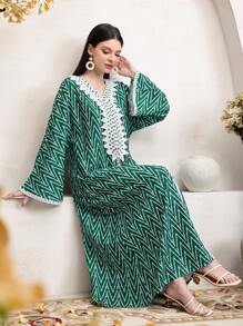 Al Najma Women's Zigzag Pattern Embroidered Turkish Tunic Kaftan Jalabiya Dress - Green - View 4
