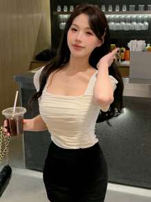 DAZY 方领褶皱短袖T恤夏季女款短款上衣 - 白色 - 查看 3