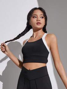 SHEIN 少女針織拼布交叉後背無袖運動背心 - 黑與白 - 查看 4