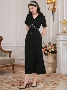 Modelyn 女性珍珠釦點綴短袖v領洋裝 - 黑色 - 查看 7