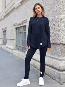 SHEIN Essnce Conjunto de dos piezas con top corto parche y pantalones de ajuste ceñido para damas