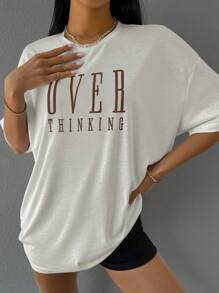 Chiquease Camiseta gráfica de hombro caído con estampado de eslogan para mujer - Beis - Ver 3