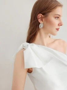 MOTF PREMIUM WOVEN ONE SHOULDER BLOUSE,CHIC BLOUSE - White - View 6