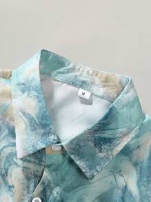 Men's All-Over Printed Short Sleeve Hawaiian Shirt