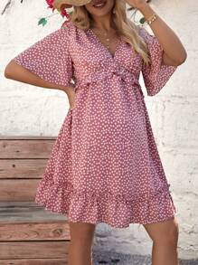 SHEIN Maternity Floral Print V-Neck Bell Sleeve Dress - Pink - View 4