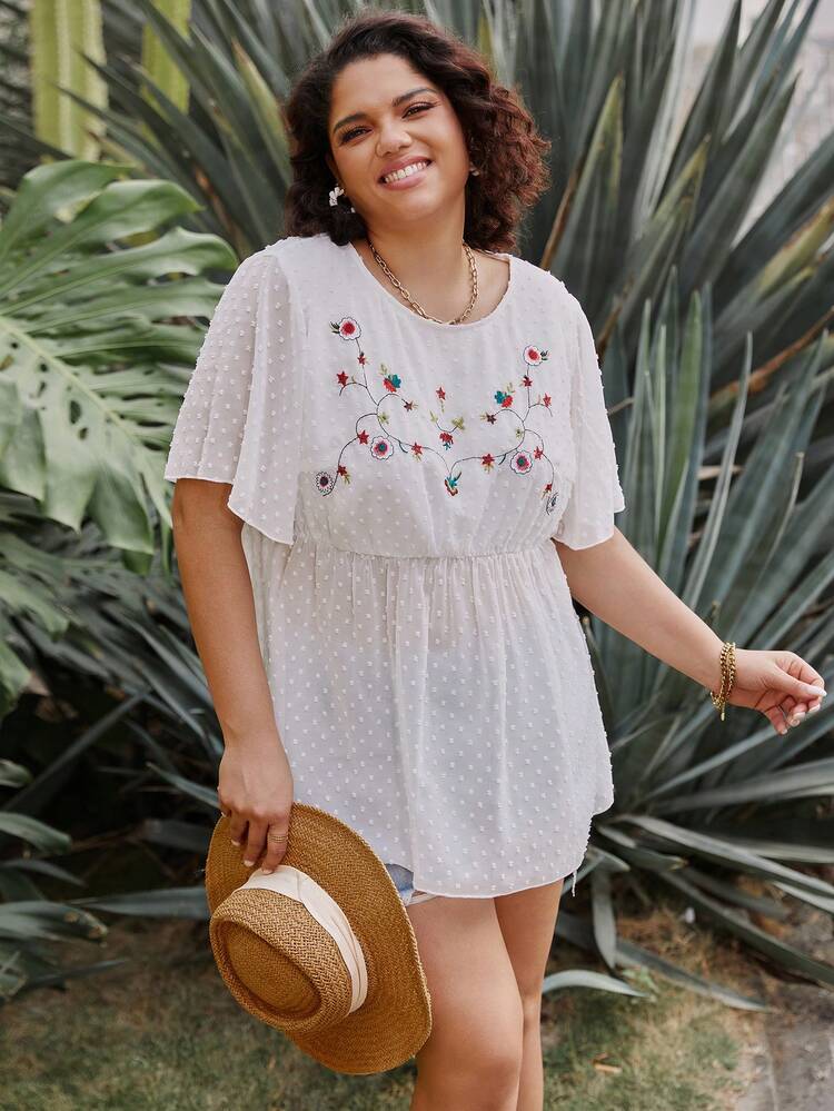 Plus Size Women's Embroidered Shirt With Ruffle Hem