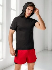 Manfinity Sport Corelite 男友风男士印花连帽短袖运动 T 恤 - 黑色 - 查看 1
