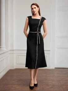 Robe Contrastée Tissée Avec Ruban
