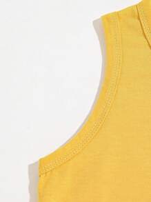 SHEIN Young Boy Casual Simple Cartoon Bear Printed Tank Top & Letter Print Shorts Set, Suitable For Summer