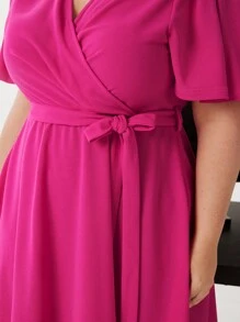 BizChic Màu thuần Kích thước lớn Cổ chữ V Đầm - Màu Hồng Tươi - Xem 6