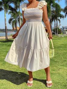 SHEIN SunnyBelle Hai lớp Ruffle Dây đeo Gầy Nếp uốn Kích thước lớn Đầm - Màu be - Xem 4