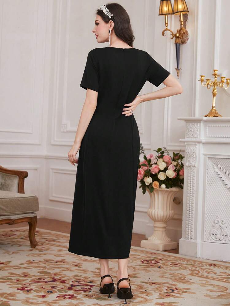 Women's Short Sleeve V-Neck Dress With Pearl Beaded Details