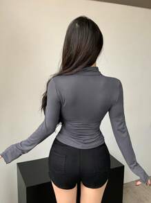DAZY 女式修身立领长袖T恤，秋季服装 - 深灰色 - 查看 4