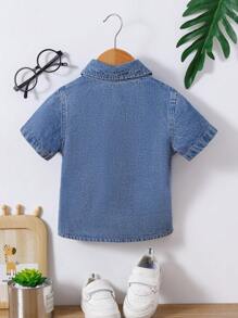 Camisa De Mezclilla De Manga Corta Para Bebé Niño Con Letras Y Dinosaurio Bordado Bolsillos, Cierre Frontal De Botón - Azul lavado medio - Ver 2