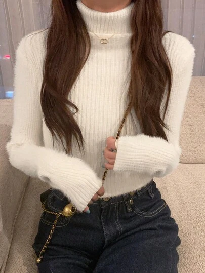 女式纯色高领长袖修身毛衣，秋冬