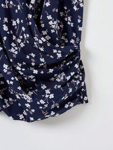 SHEIN VCAY 大码碎花图案吊袜腰带 - 彩色 - 查看 4