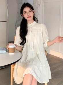 DAZY 女士泡泡袖下摆立领荷叶边连衣裙，秋季长袖连衣裙 - 白色 - 查看 3