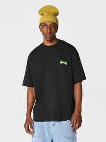 SUMWON Tee With Graffiti Graphic Print For Daily Wear - Black - View 2