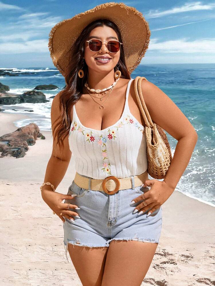 Plus Size Women's Stylish Floral Embroidery Knit Tank Top