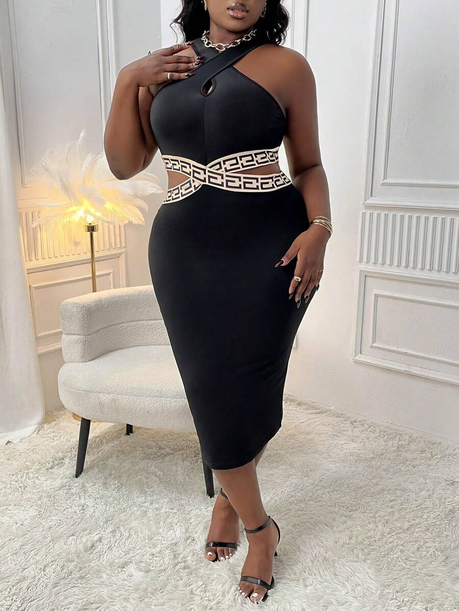 Slaydiva 加大號幾何印花修身連衣裙,圓領交叉剪裁設計細節 - 黑色 - 查看 1