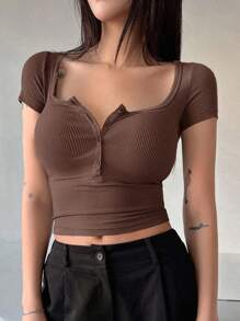 DAZY Playera De Punto Acanalado Para Mujer Con Media Tapeta Y Botones - Café integral - Ver 5