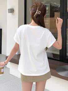 DAZY 女士字母刺繡修身t恤 - 白色 - 查看 2