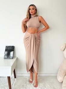 SHEIN SXY 两件套：无袖露脐上衣（立领）和裹身式半身裙，充满假日气息 - 杏色 - 查看 1