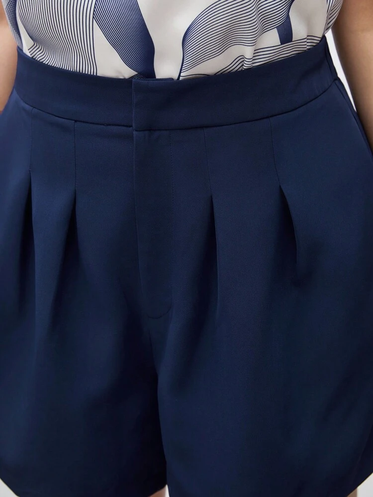 Plus Size High Waisted Shorts With Slanted Pockets