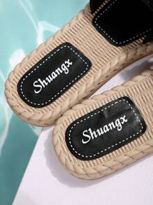 Sandalias planas con estampado floral para mujeres, cómodas y casuales de verano para deslizar en la playa/vacaciones, nueva llegada - Negro - Ver 6