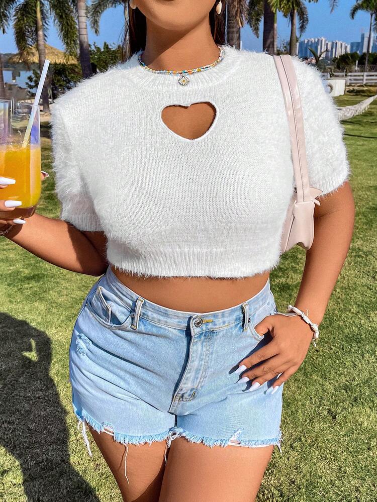 Plus Size Women's Hollow Out Heart Design Short-Sleeve Knit Top