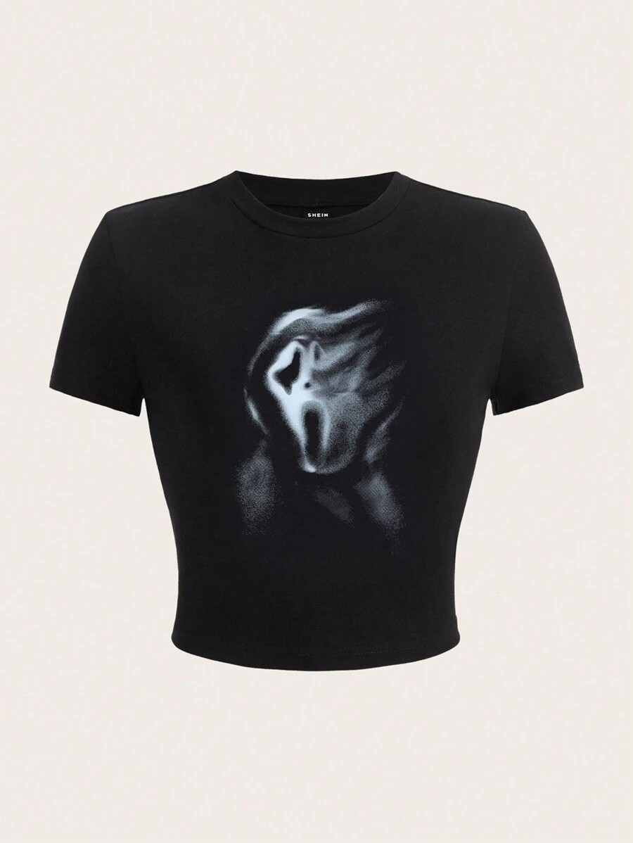 SHEIN EZwear Casual Halloween Scream Skull Graphic Black Round Neck Short Sleeve Slim Fit Plus Size Women T-Shirt, Suitable For Summer Pullover