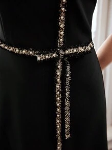 Robe Contrastée Tissée Avec Ruban