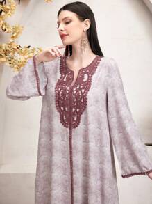 Al Najma Contrast Color Embroidered Applique Notched-Neck Long Sleeve Kaftan With Slit Hem, Modest - Multicolor - View 7
