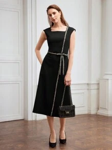 Robe Contrastée Tissée Avec Ruban