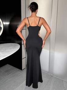 SHEIN SXY 新年夜派对珍珠和水钻镂空细肩带美人鱼下摆连衣裙