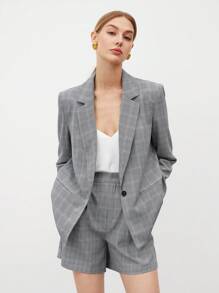 BizChic 女式格紋翻領西裝外套和短褲套裝 - 黑與白 - 查看 4