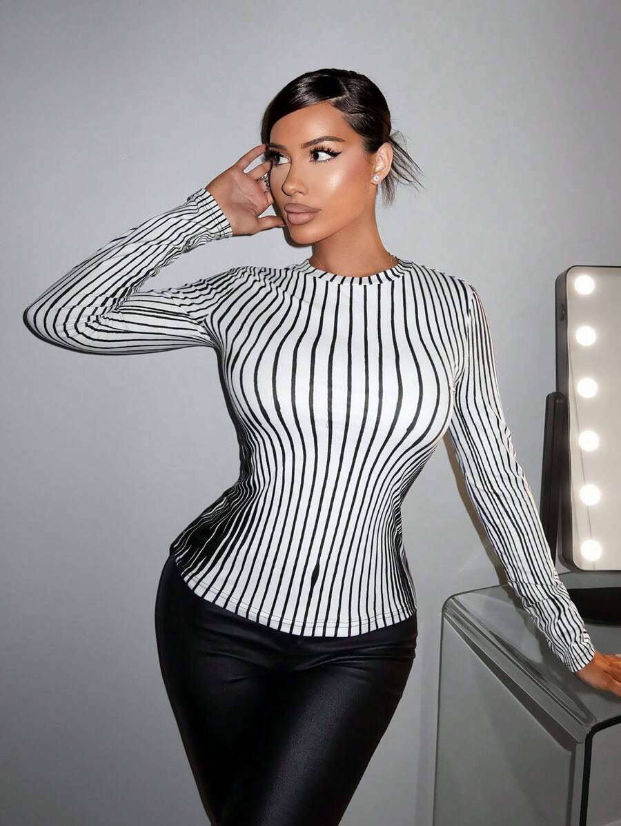 SHEIN SXY Của phụ nữ Thời trang Đường phố Sợi dây In Gợi cảm Tay áo dài Áo thun - Đen và trắng - Xem 1