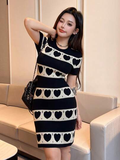 SHEIN Unity 女士圓領心形印花毛衣裙