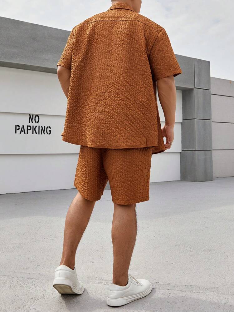 Men's Plus Size Textured Short Sleeve Shirt And Shorts