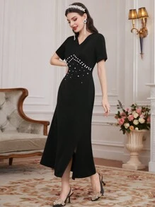 Modelyn 女性珍珠釦點綴短袖v領洋裝 - 黑色 - 查看 6