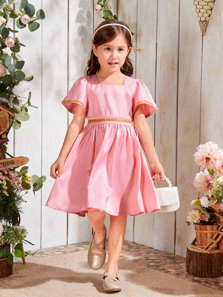 Young Girl Woven Solid Color Square Neck Casual Dress