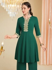 Divindia Women's Kurta Top With Embroidered Flower Decoration Style Indian - Green - View 3