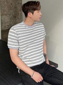 DAZY Men Striped Print Tee Business Attire