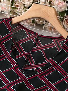 SHEIN Clasi 大尺碼女士幾何圖案結袖連身裙 - 黑色 - 查看 5