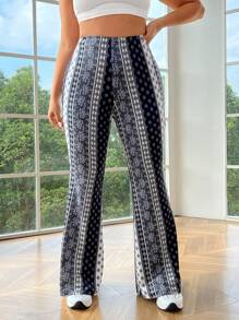 SHEIN EZwear Plus Size Retro Print Flared Pants - Multicolor - View 3