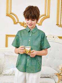 SHEIN Tween Boy Loose Cute Collar Padrão Camisa De Manga Curta Tecida