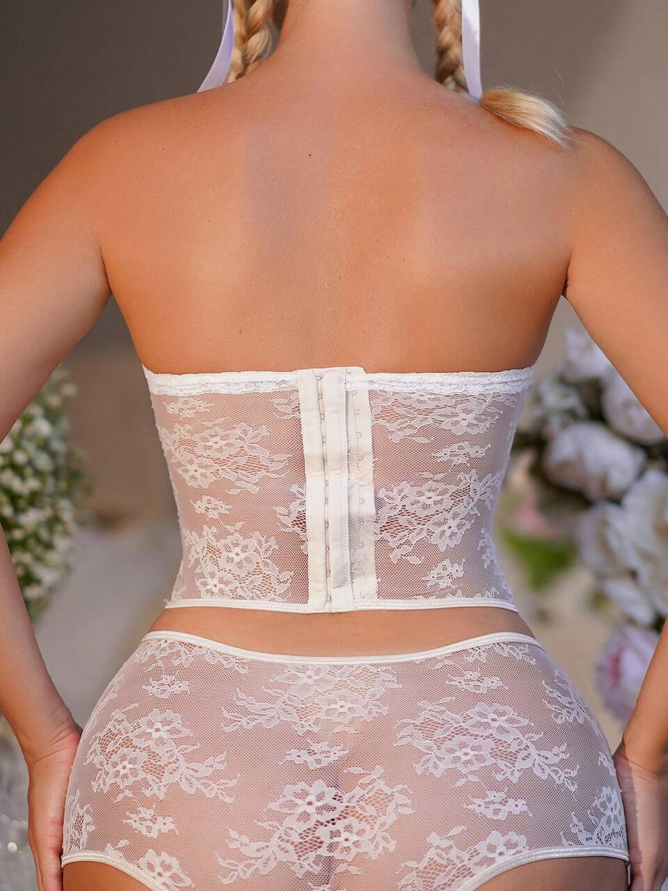 Women's Lace Bowknot Decorated Bandeau Sexy Lingerie Set